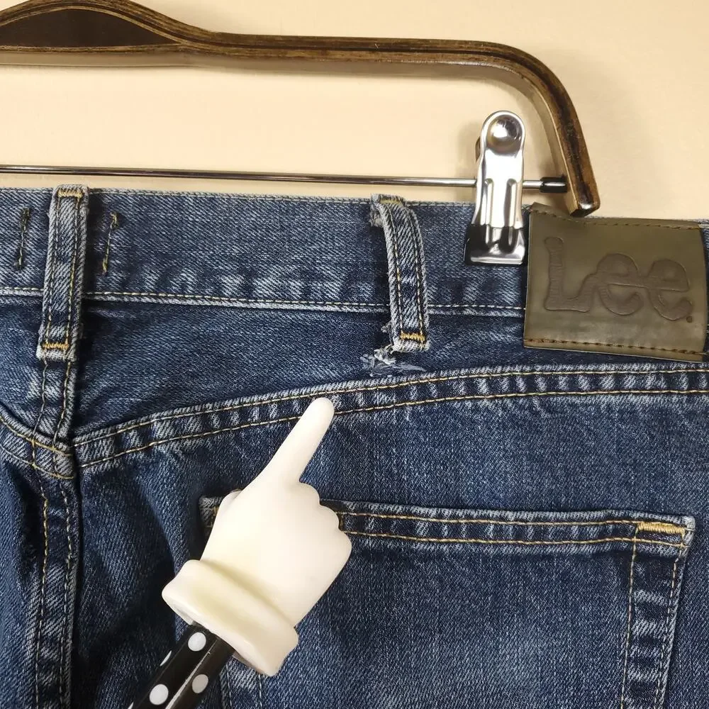 Lee pre owned